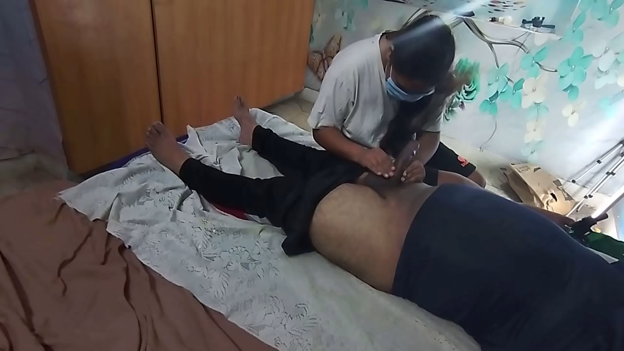 My best friends MILF mom gave me a happy ending blowjob right there on her bedroom